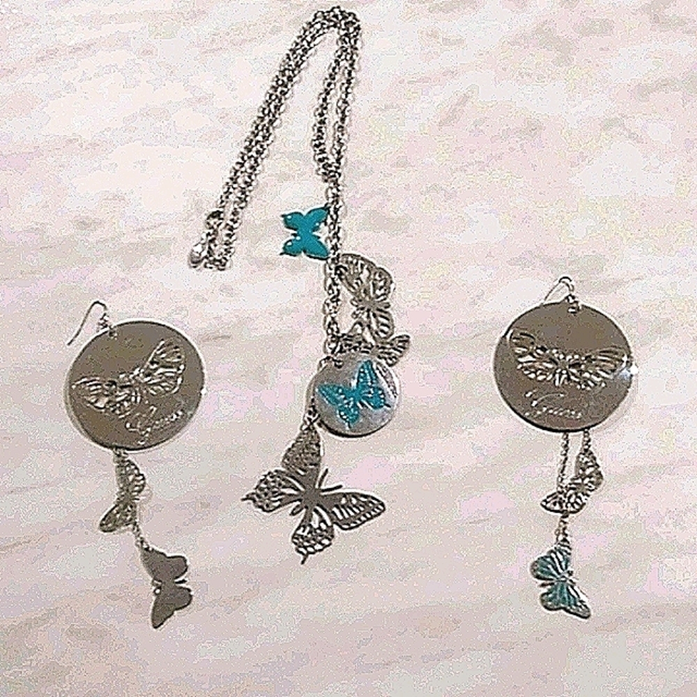 Dangling Butterfly Necklace & Earrings Set